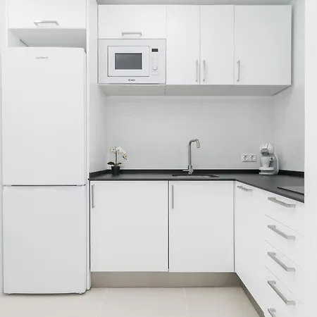 Homes Hesperides 914 Malaga