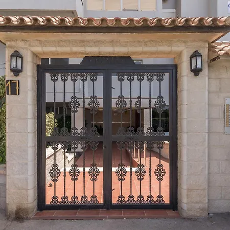 Homes Hesperides 914 Malaga