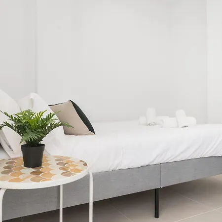 Homes Hesperides 914 Apartment Malaga