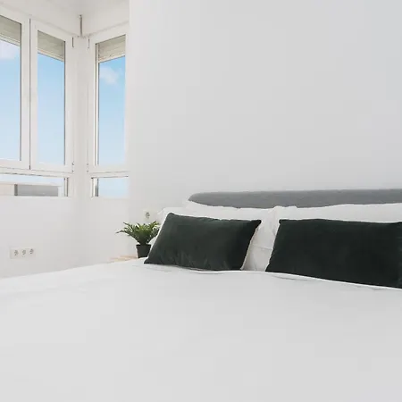 Homes Hesperides 914 Apartment